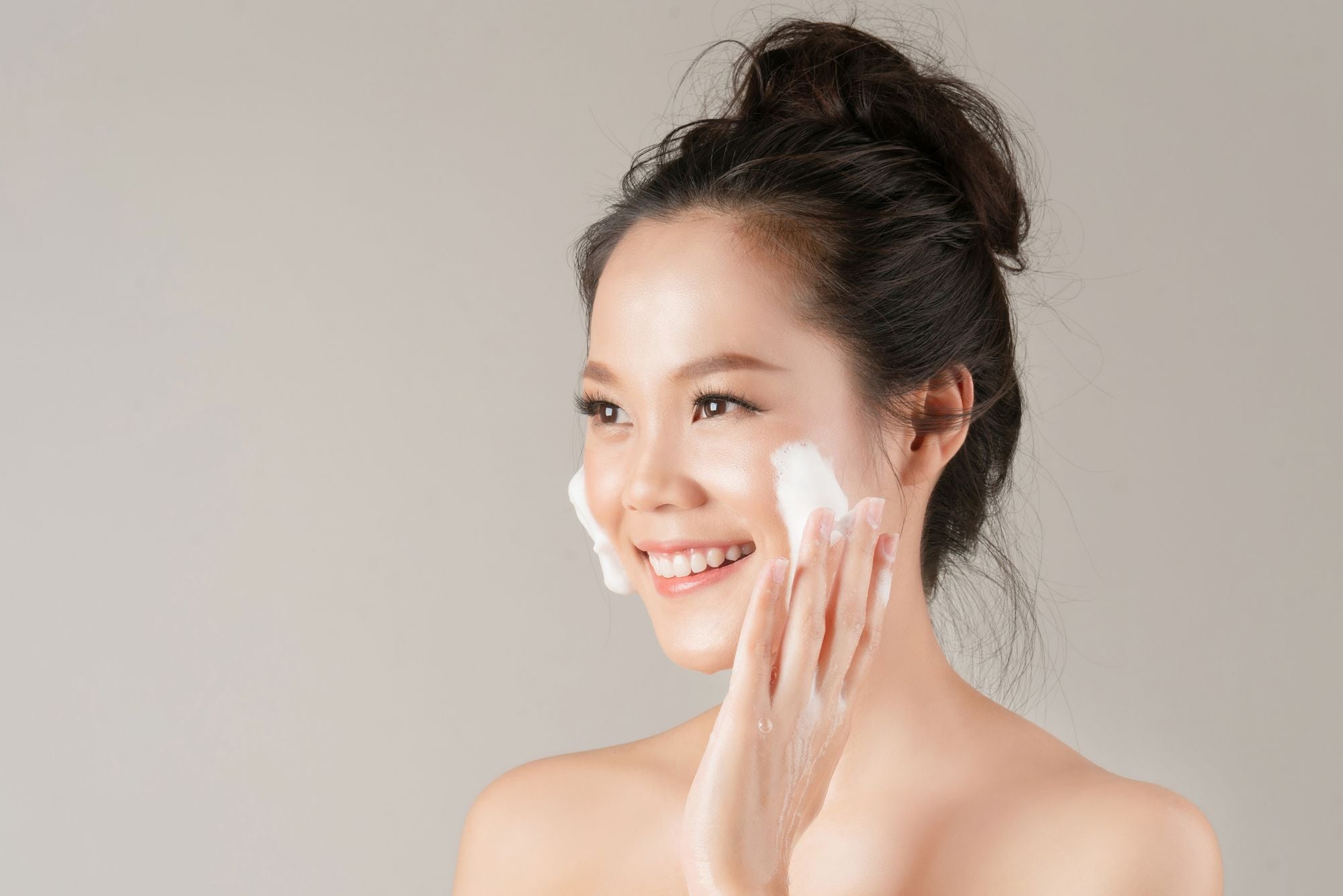 Korean skincare double cleanse method